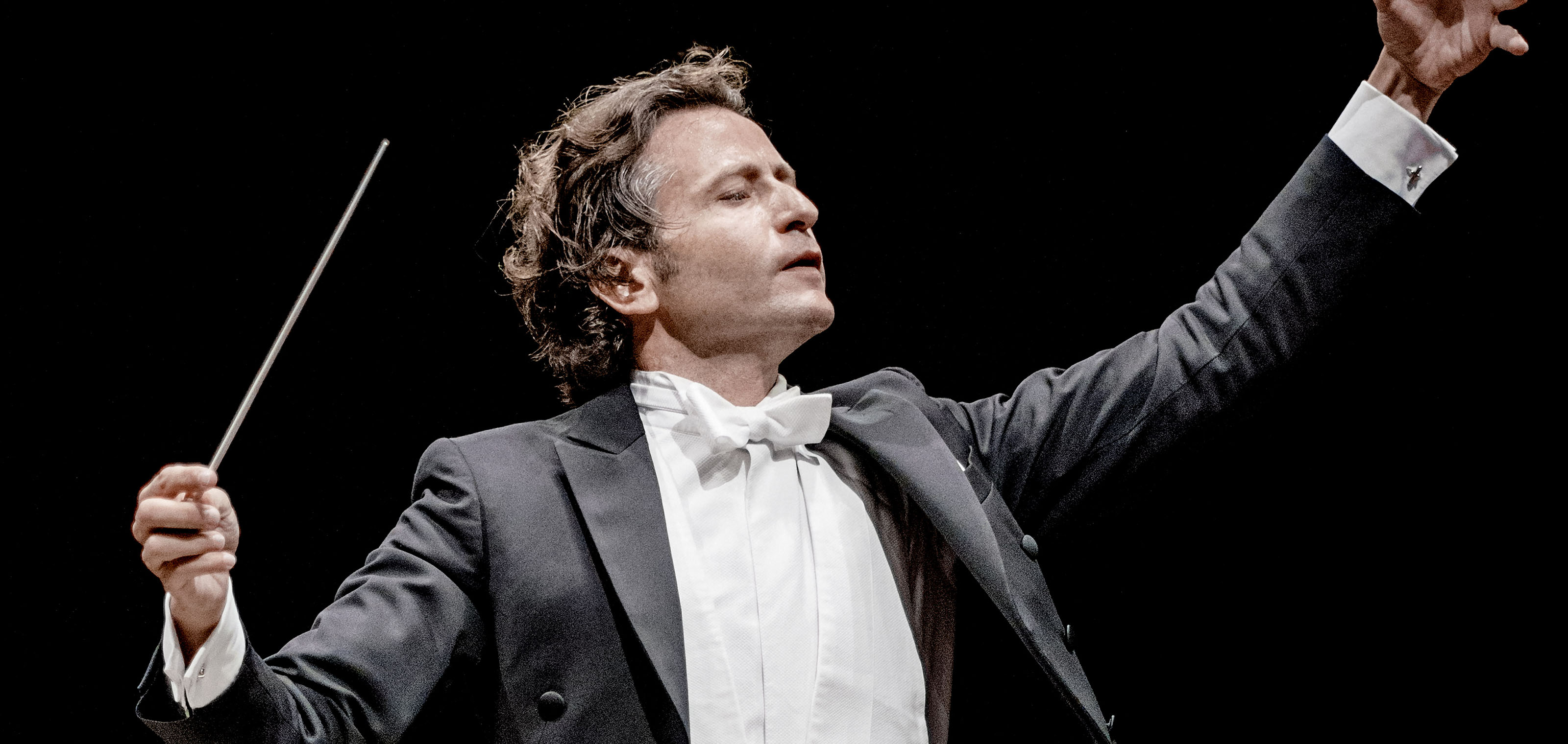 Gimeno Conducts Tchaikovsky 5
